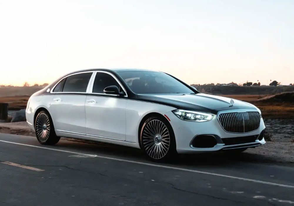 Mercedes-Maybach S580 rental | Cache Luxe