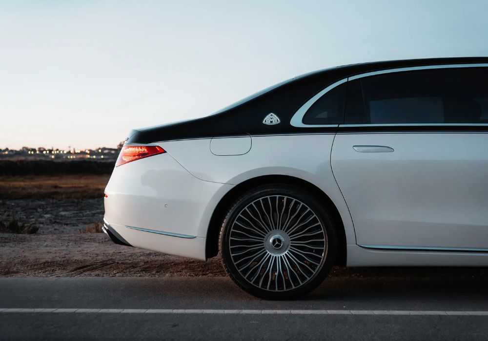 Mercedes-Maybach S580 rental | Cache Luxe