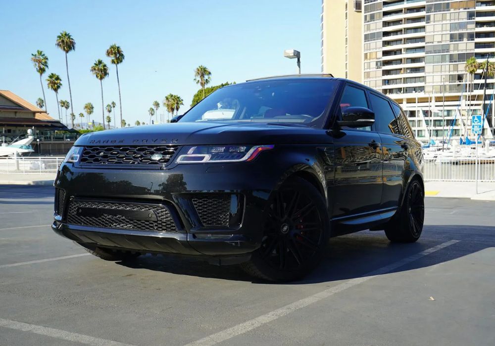 Range Rover Sport HSE rental | Cache Luxe