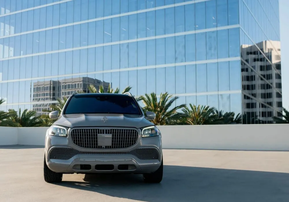 Kim Kardashian GLS 600 rental | Cache Luxe