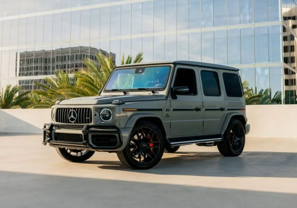 Grey on Black Mercedes G63 AMG rental | Cache Luxe