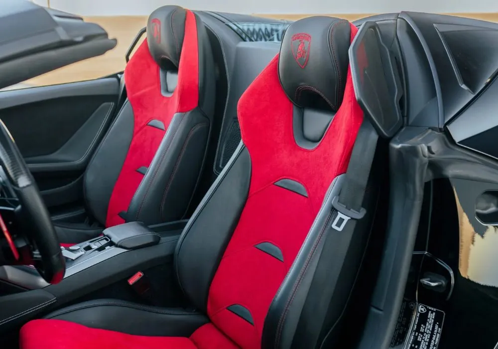 Black Lamborghini Huracan Evo Spyder rental | Cache Luxe