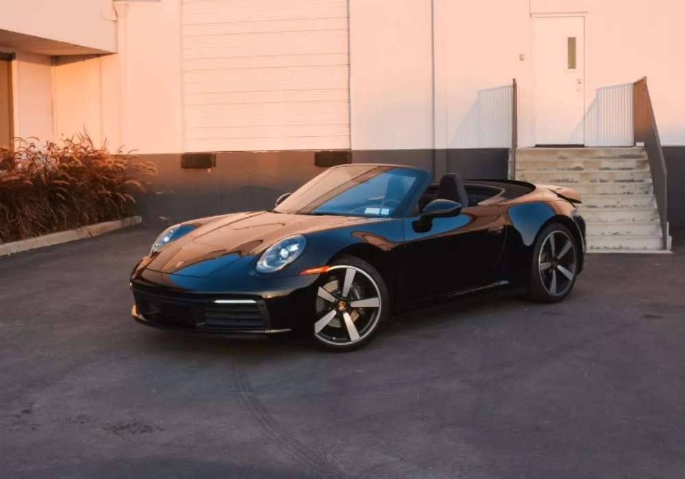 Porsche 911 Carrera Cabriolet rental | Cache Luxe