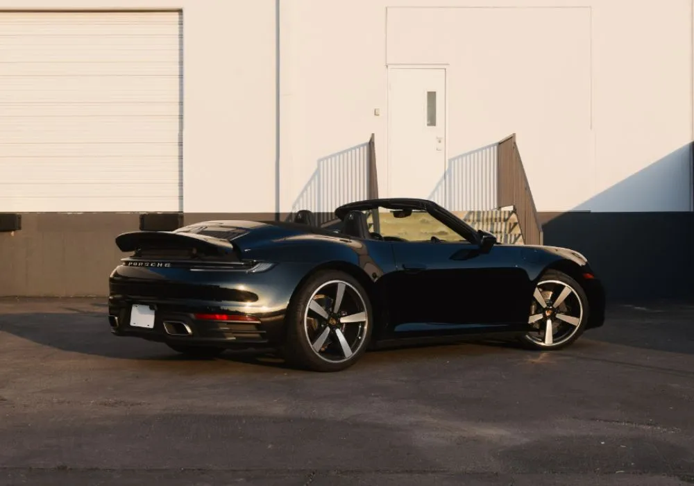 Porsche 911 Carrera Cabriolet rental | Cache Luxe