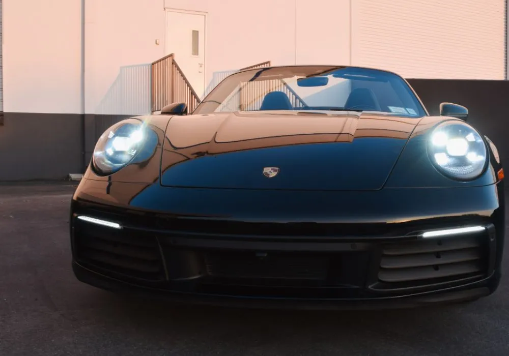 Porsche 911 Carrera Cabriolet rental | Cache Luxe