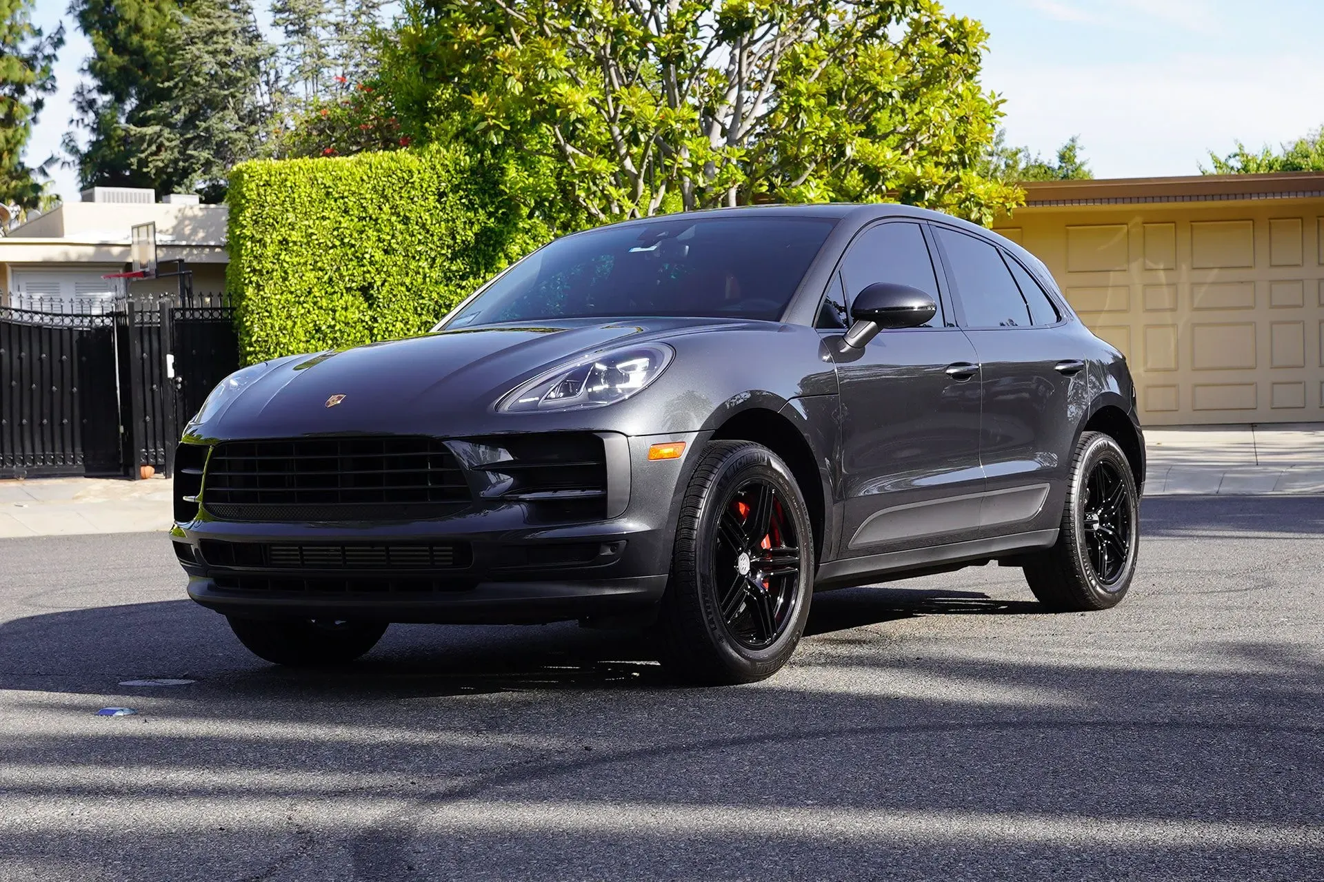 Porsche Macan rental | Cache Luxe
