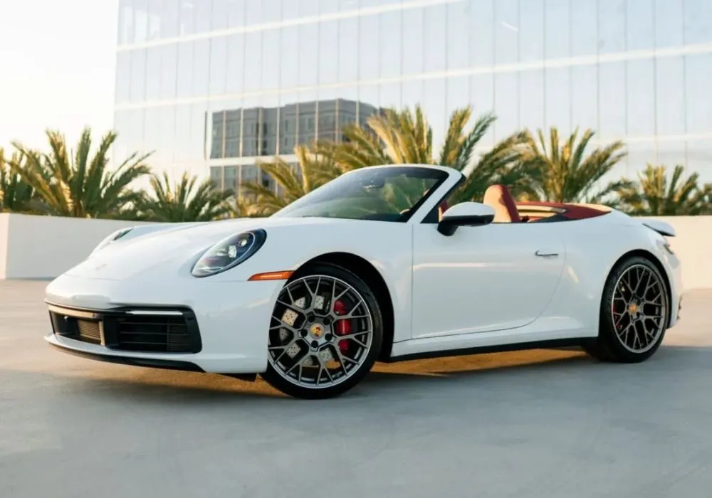Porsche 911 Carrera 4S Convertible rental | Cache Luxe