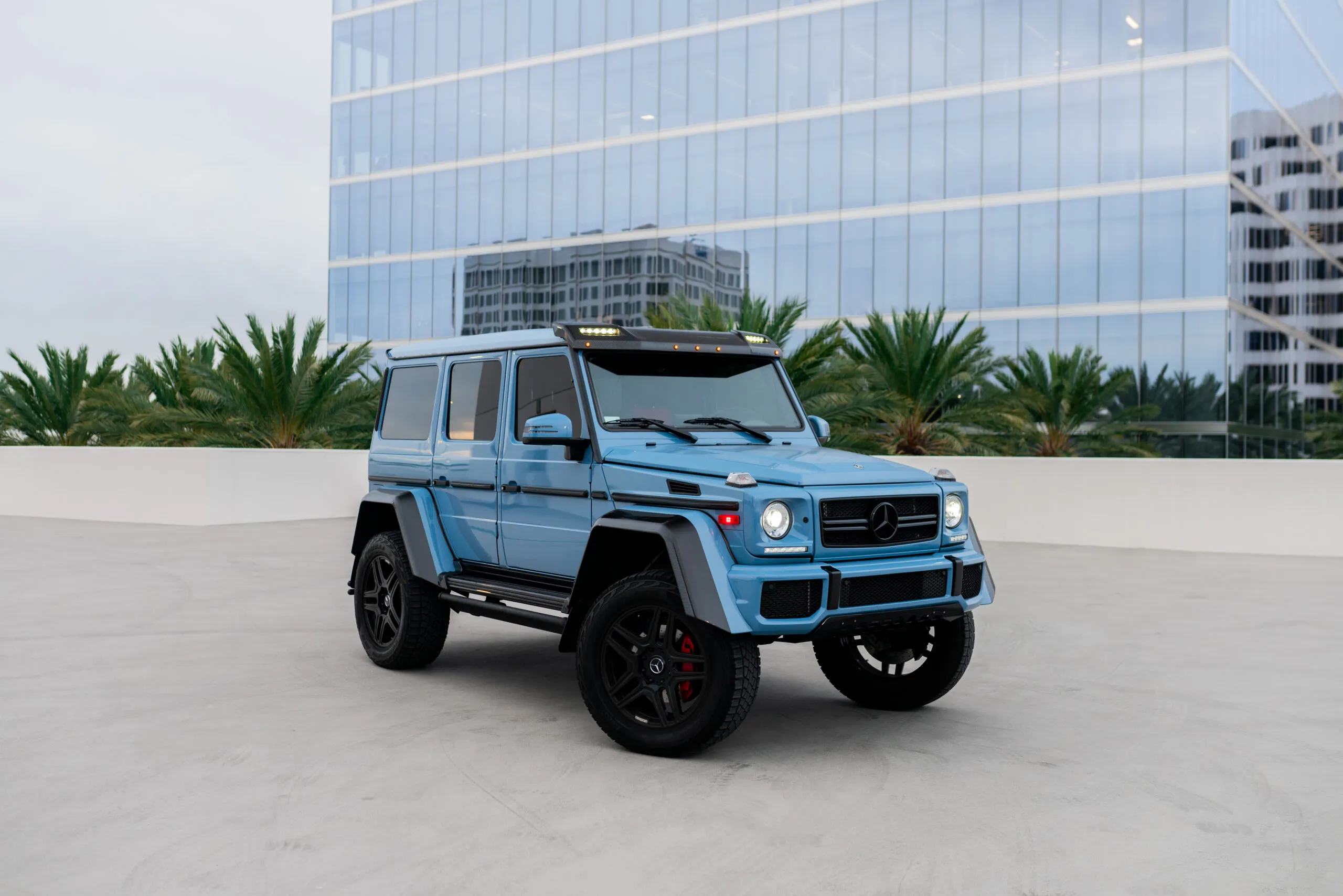 Mercedes-Benz G550 4x4 Squared rental | Cache Luxe