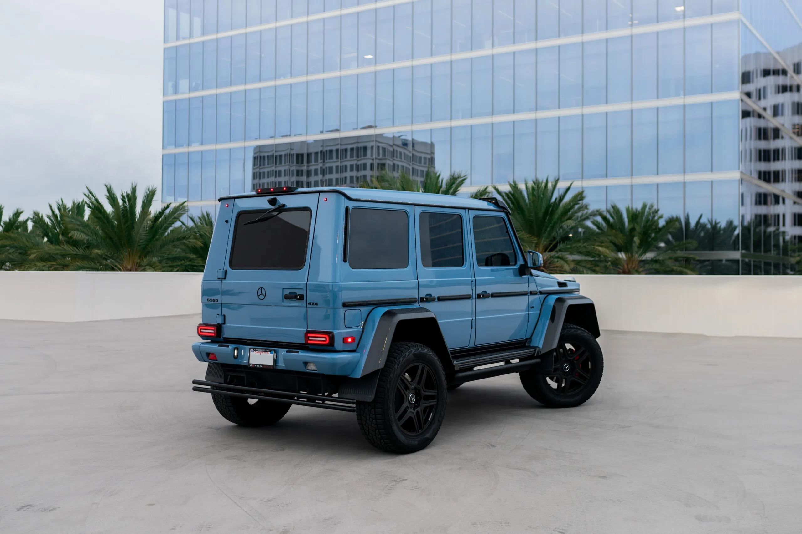 Mercedes-Benz G550 4x4 Squared rental | Cache Luxe